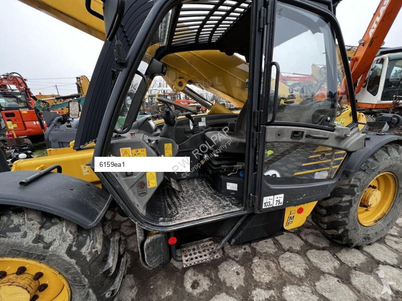 رافعة شوكية تلسكوبية Komatsu WH714 H kosz