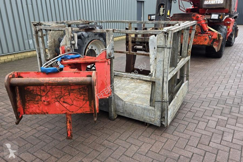 Teleskopický manipulátor Manitou MRT2150 As-Is,...