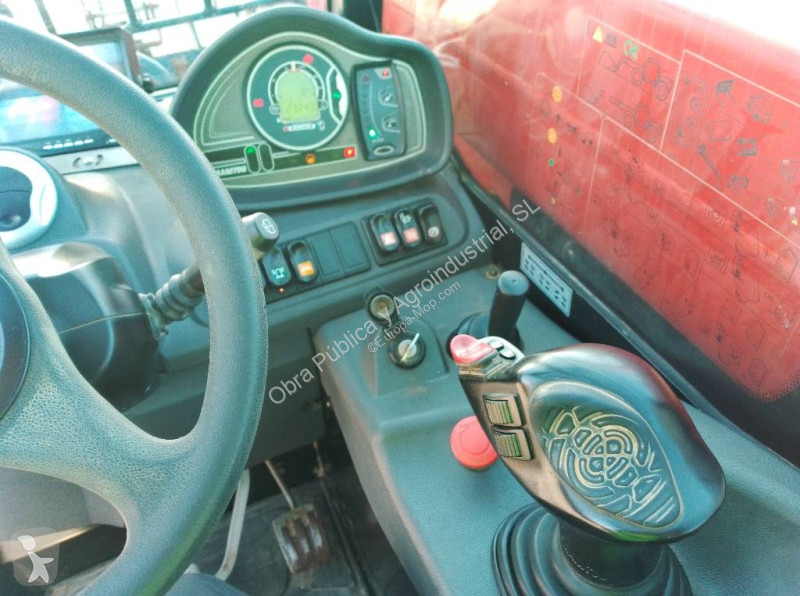 رافعة شوكية تلسكوبية Manitou