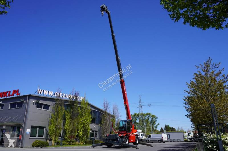 Телескопический погрузчик Magni 5.26