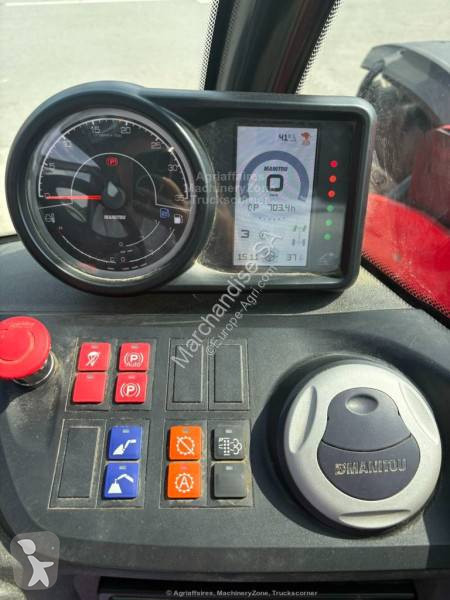 رافعة شوكية تلسكوبية Manitou + Premium