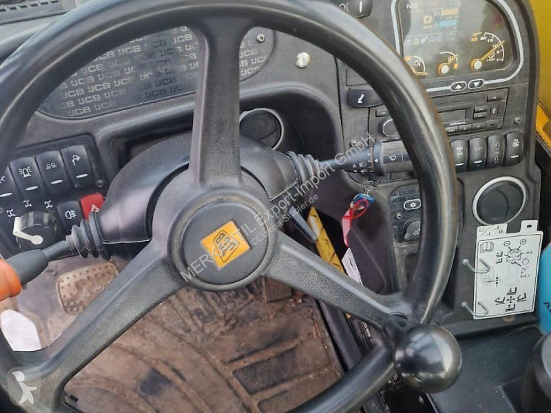 رافعة شوكية تلسكوبية JCB Agri Plus