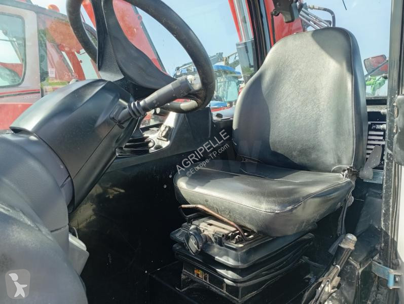 Teleskopický manipulátor Manitou  MT1033