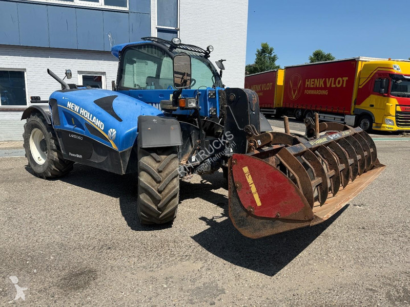 Teleskopický manipulátor New Holland LM5060 CE7...