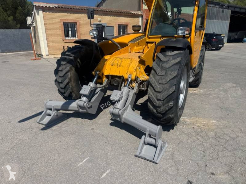 رافعة شوكية تلسكوبية Manitou