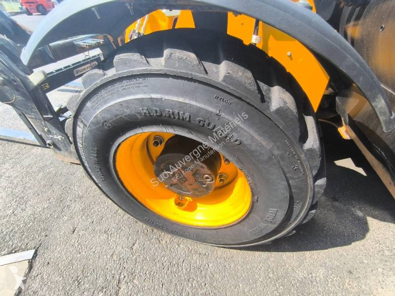 Телескопичен товарач JCB 525-60