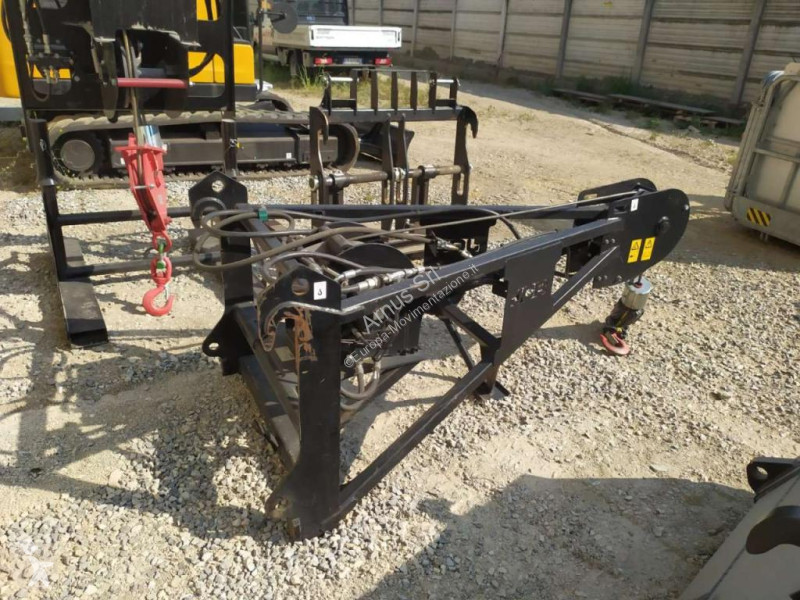 رافعة شوكية تلسكوبية JCB