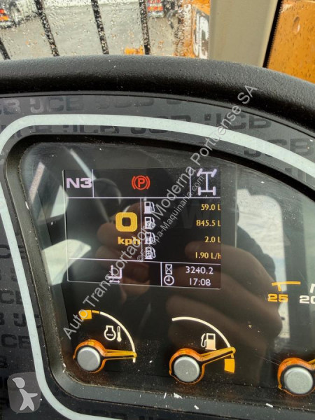 Empilhador telescópico JCB