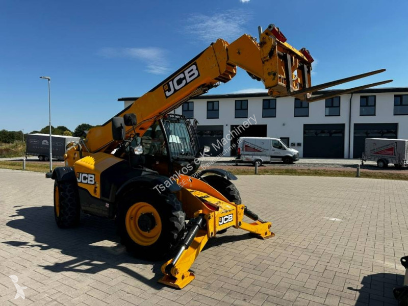 Carretilla telescópica JCB HiViz...