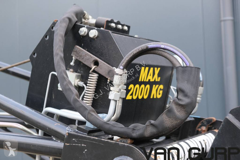 رافعة شوكية تلسكوبية Manitou PT 2000 Lier...