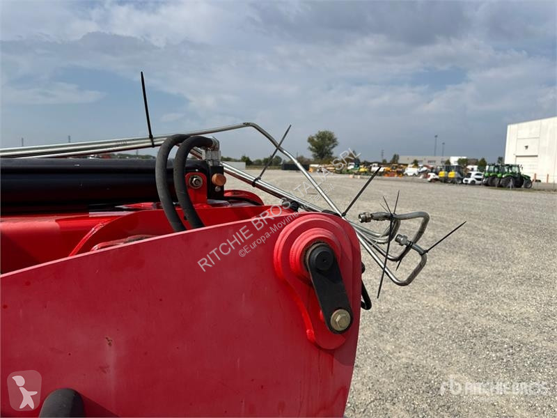 Телескопічний навантажувач Manitou Telehandler...