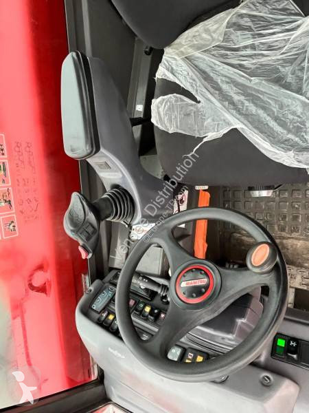 伸缩臂叉车 Manitou MLT845