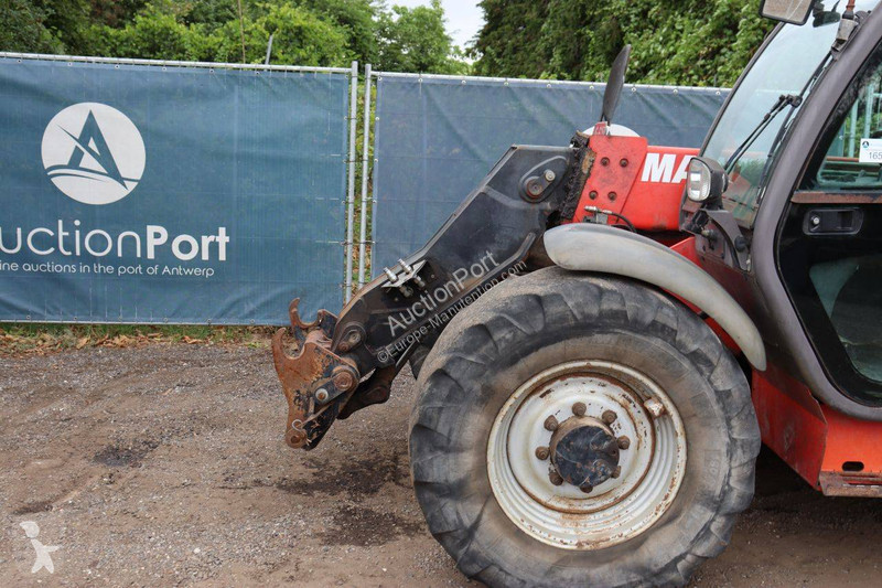 伸缩臂叉车 Manitou