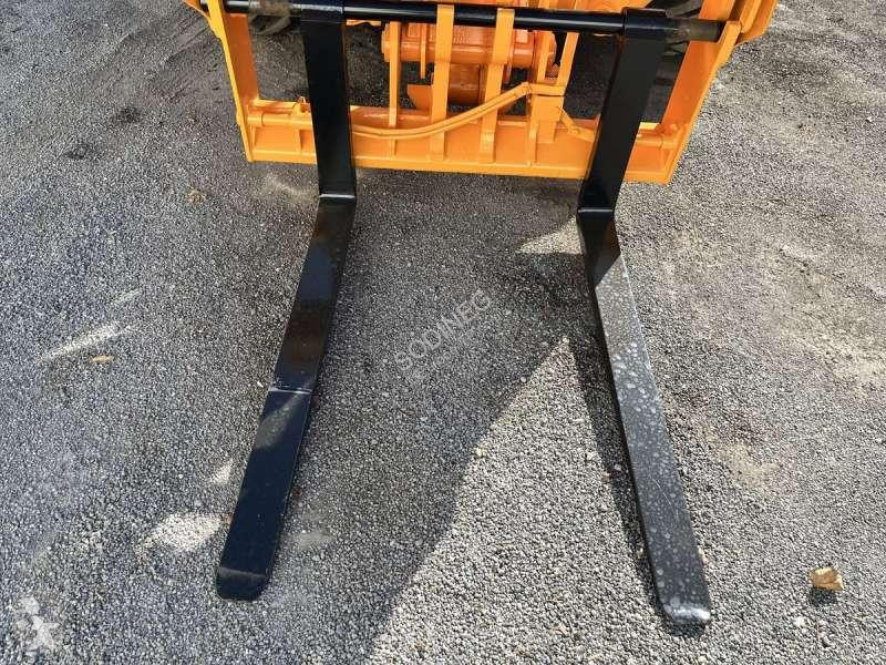 Chariot télescopique JCB