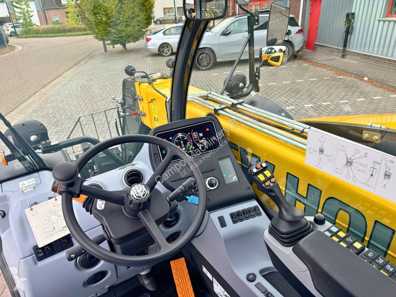 Teleskopický vozík New Holland TH7.37 Plus