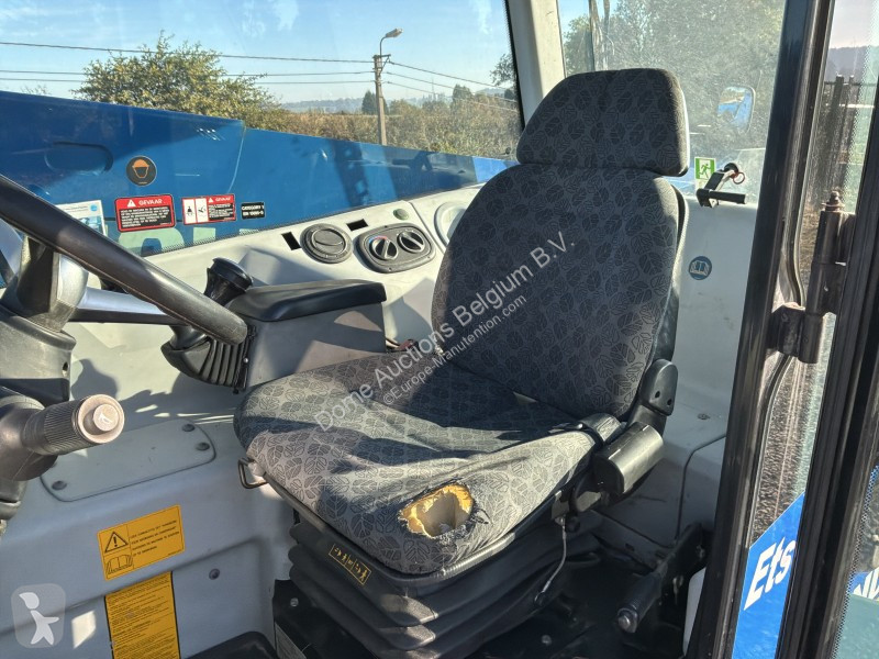 Teleskopický vozík New Holland LM5060