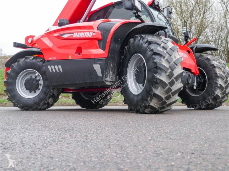 رافعة شوكية تلسكوبية Manitou MHT 790