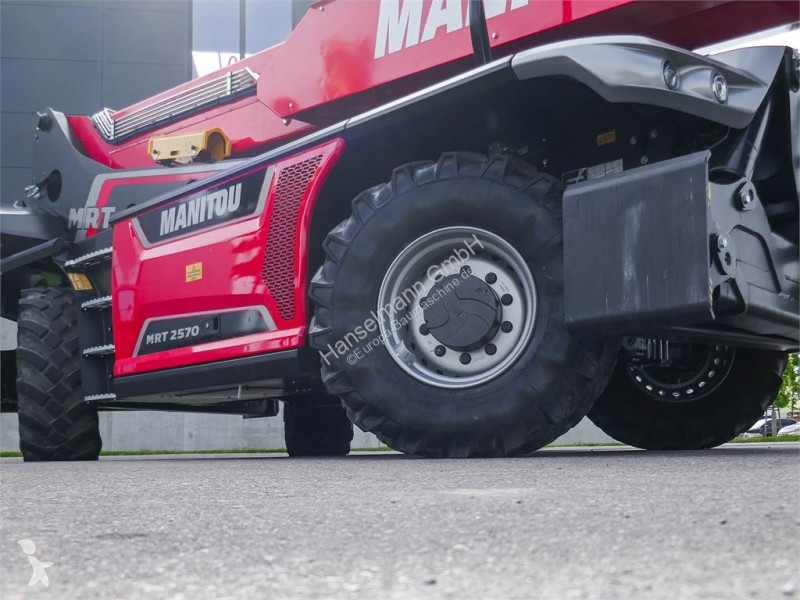 Încărcător telescopic Manitou MRT 2570