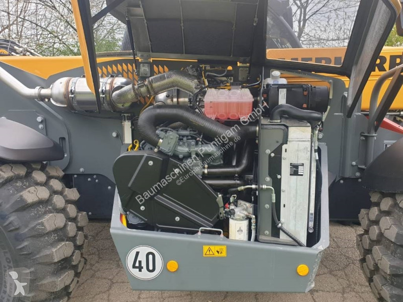 رافعة شوكية تلسكوبية Liebherr T 60-9 S