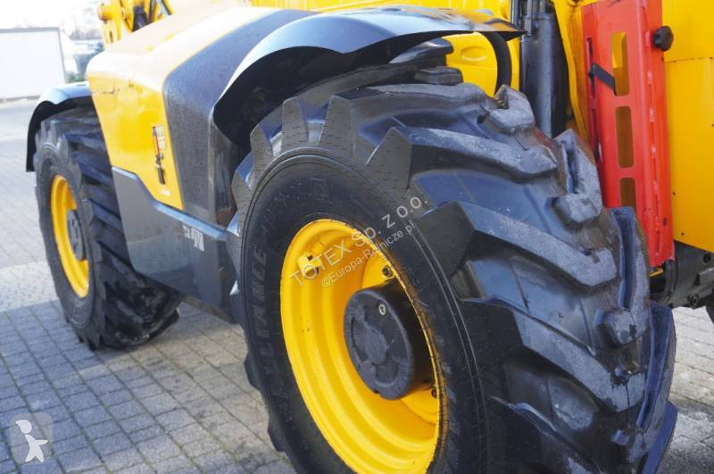 Încărcător telescopic JCB 540-200