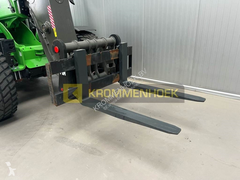 Încărcător telescopic Sennebogen 340 G