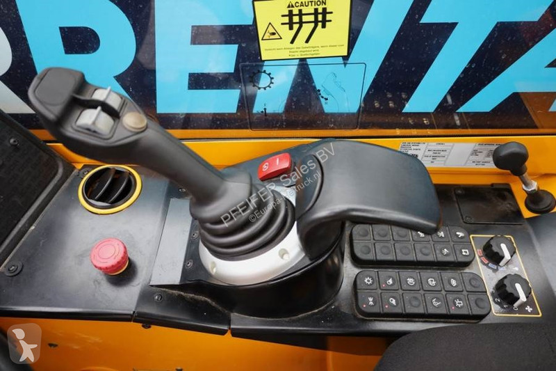 رافعة شوكية تلسكوبية JCB 525-60E Valid...