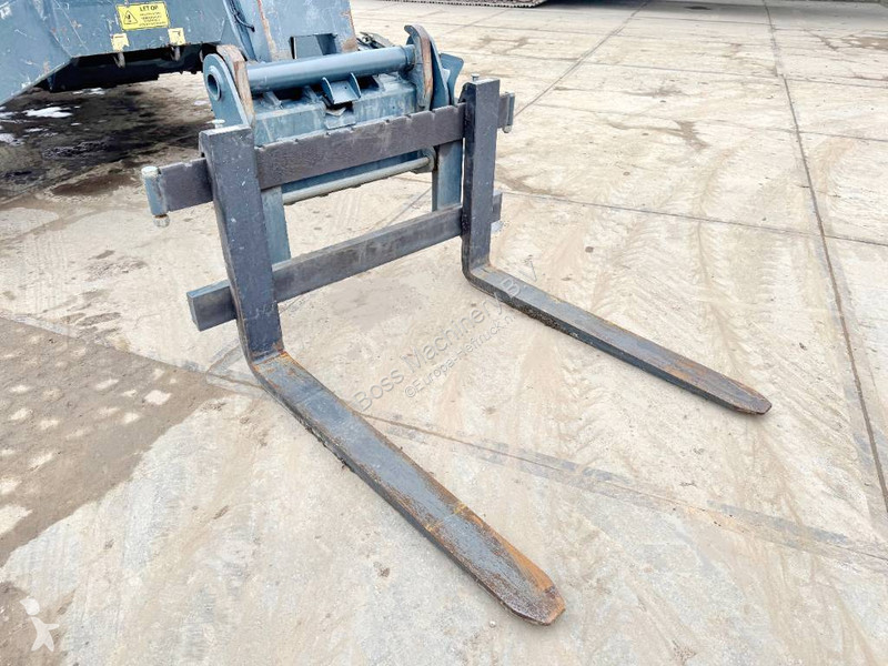 Încărcător telescopic Magni 5.21 - Remote...