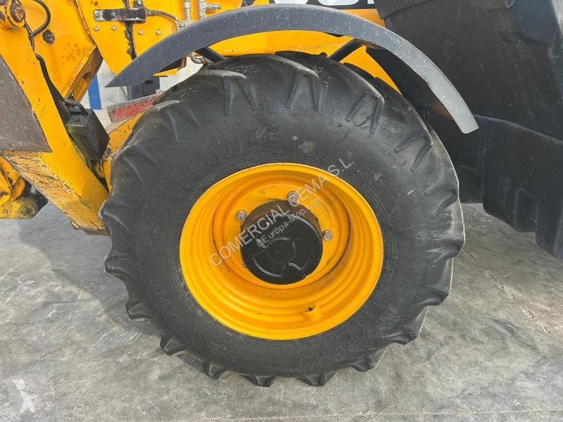 Chariot télescopique JCB