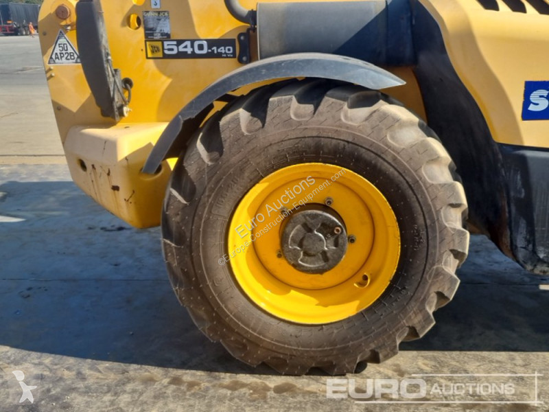 رافعة شوكية تلسكوبية JCB 540-140 Hi Viz