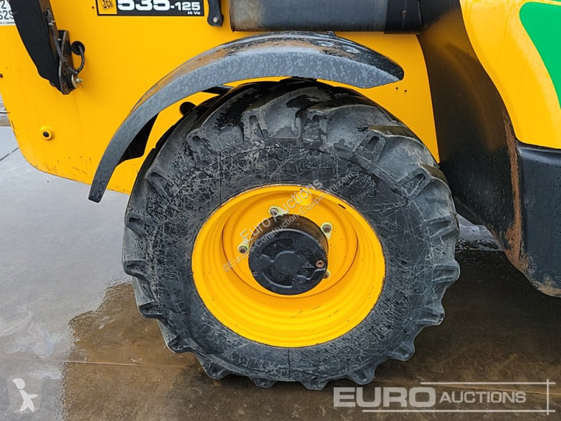 Teleskopický vozík JCB 535-125 Hi Viz