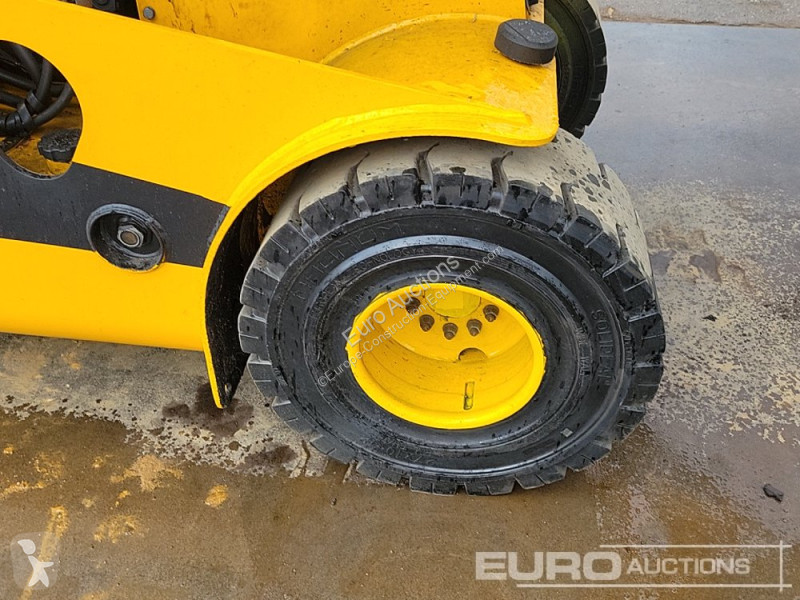 Încărcător telescopic JCB