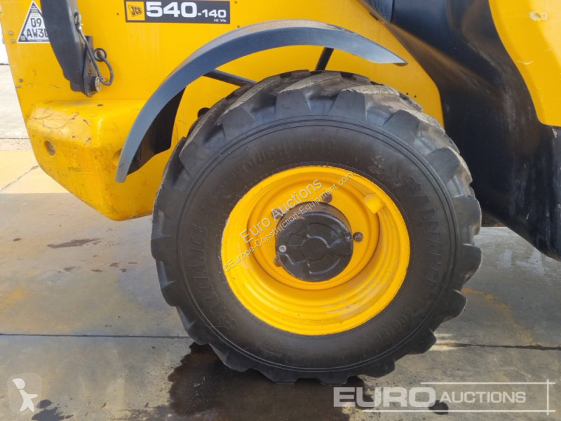 رافعة شوكية تلسكوبية JCB 540-140 Hi Viz