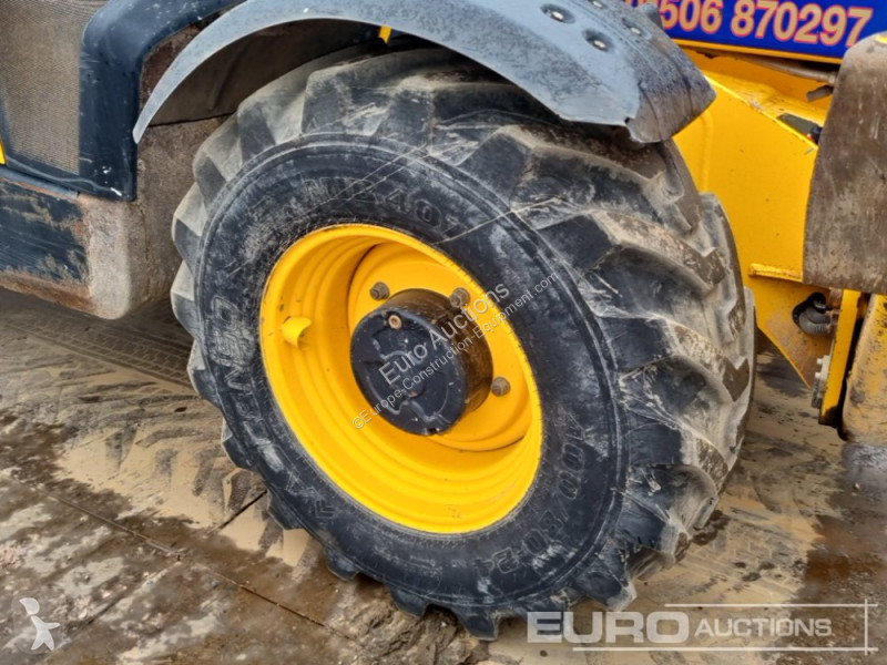 Teleskopický vozík JCB 540-140 Hi Viz