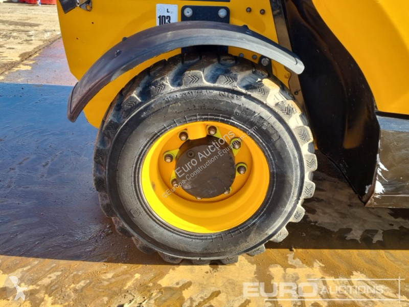 Teleskopický vozík JCB 525-60 Hi Viz