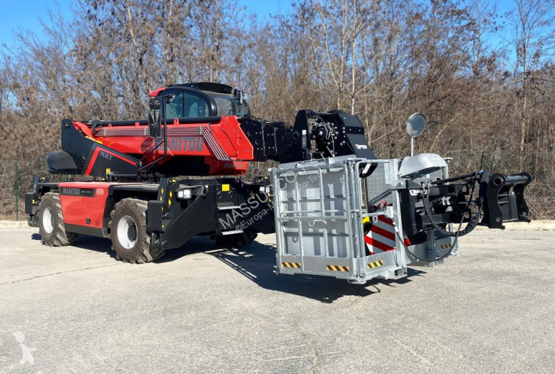 Teleskopický manipulátor Manitou MRT2145