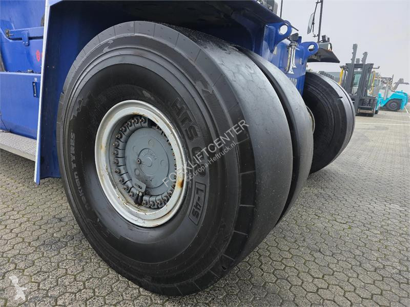 Телескопичен товарач Kalmar DRG450-60S5E