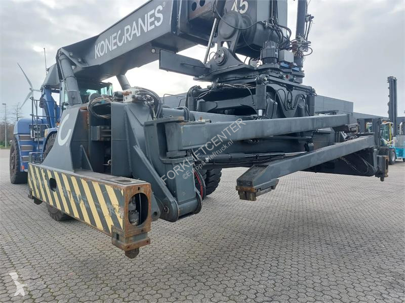 Телескопичен товарач Konecranes SMV 4531 CC5