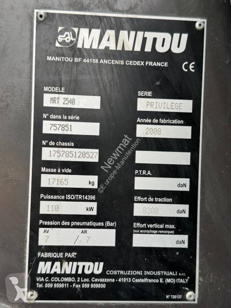 رافعة شوكية تلسكوبية Manitou PRIVILEGE
