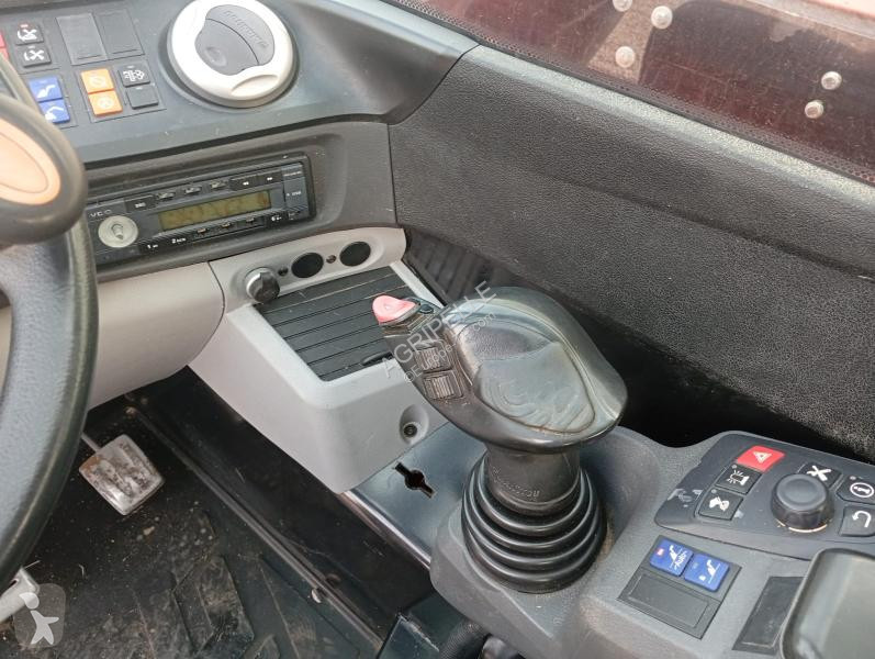 رافعة شوكية تلسكوبية Manitou  MLT 737-130PS+