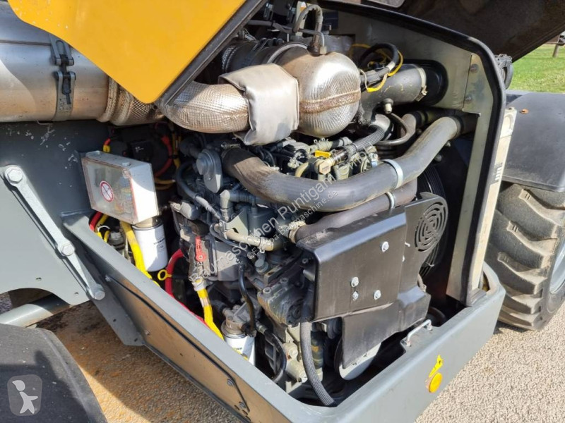 رافعة شوكية تلسكوبية Liebherr T 32-7