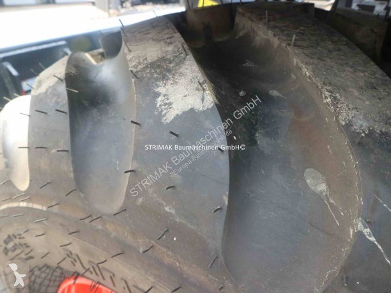 رافعة شوكية تلسكوبية Bobcat TL25.60RB