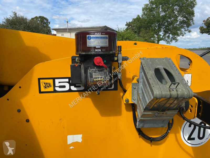 رافعة شوكية تلسكوبية JCB DE 34km/h