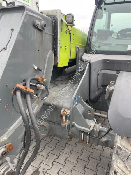 رافعة شوكية تلسكوبية Claas 756 Varipower