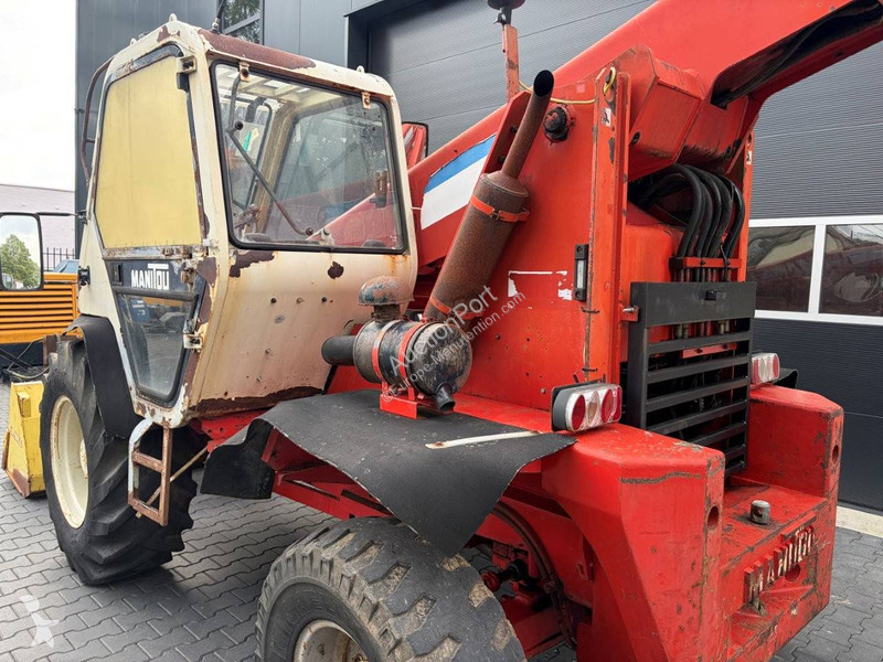 Телескопический погрузчик Manitou MT425CP