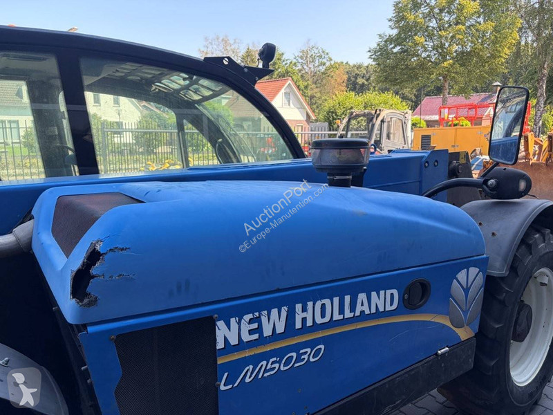 Телескопический погрузчик New Holland LM5030