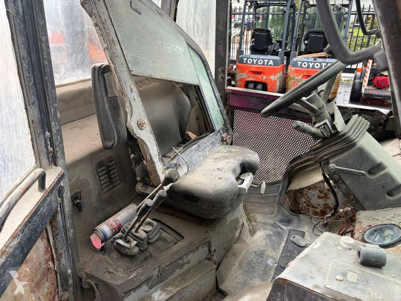 Teleskopický manipulátor Manitou MSI 35