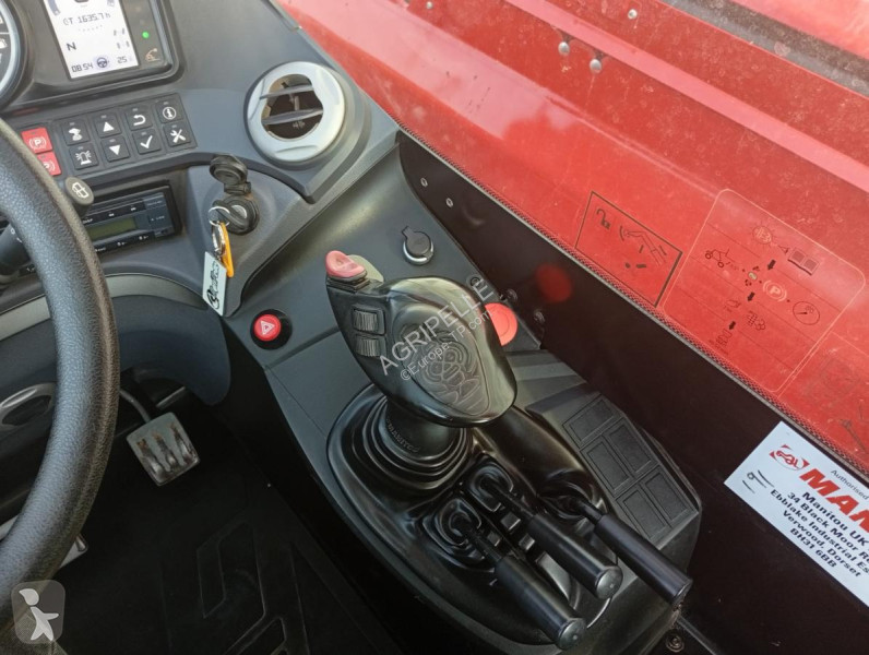 رافعة شوكية تلسكوبية Manitou