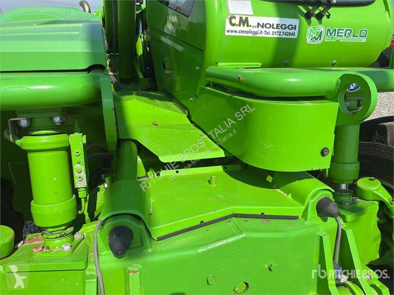 Телескопічний навантажувач Merlo P38.13PLUS