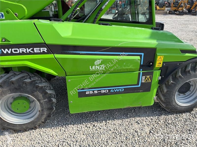 Încărcător telescopic Merlo E-Worker 25.5-90...