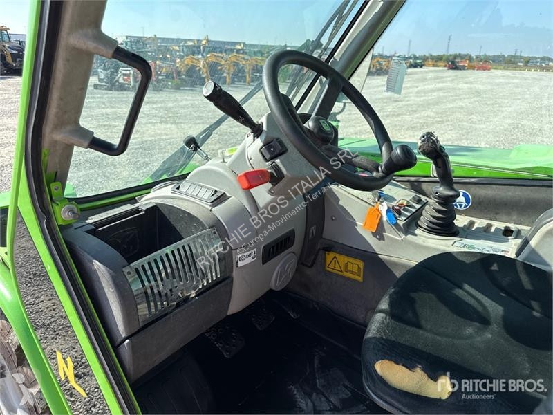 Încărcător telescopic Merlo P40.17